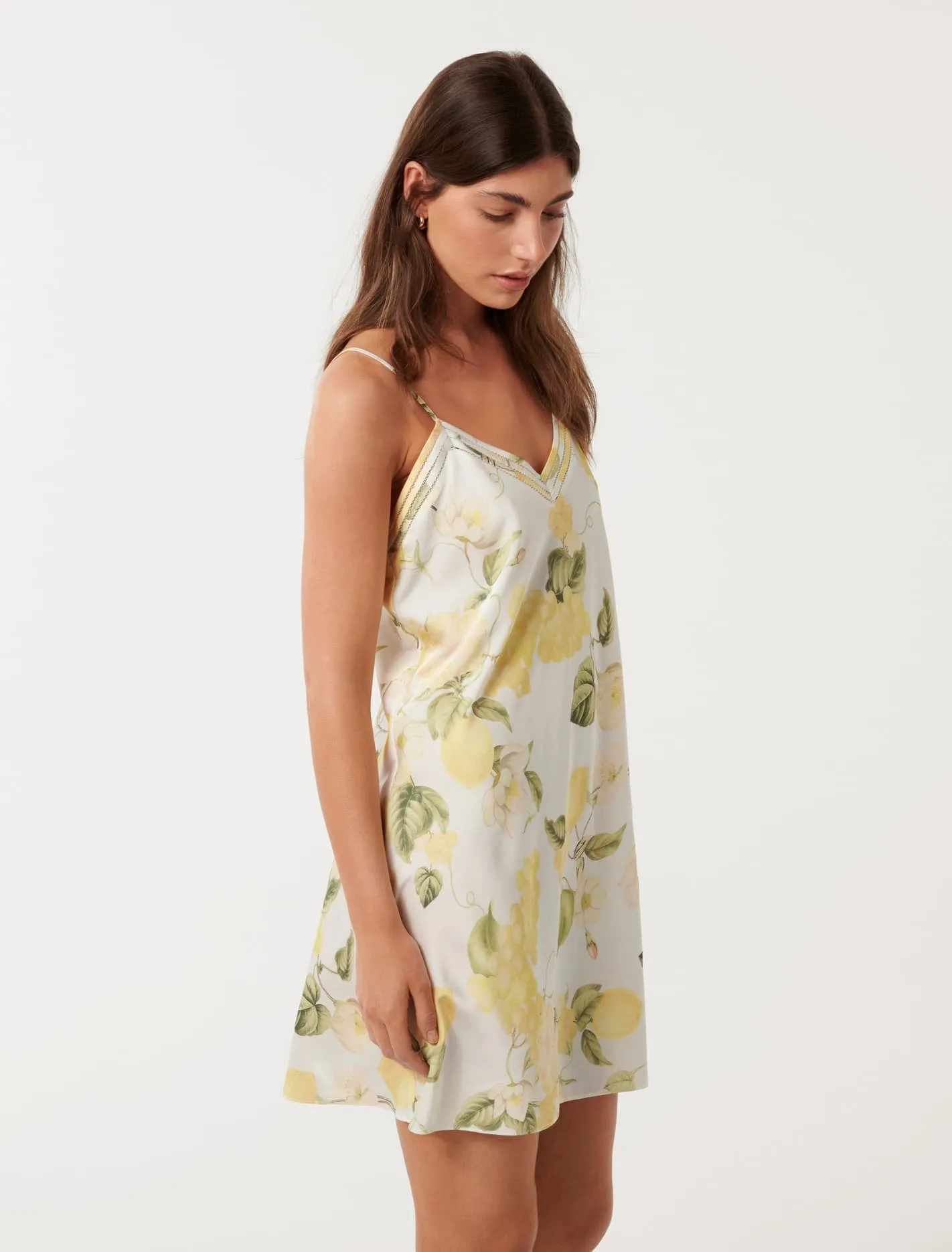 Gabbriette V-Neck Slip