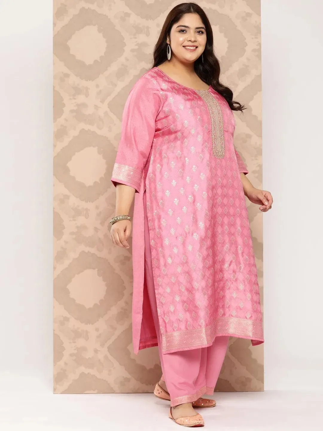 Pink Embroidered Silk Blend Straight Kurta With Trousers and Dupatta