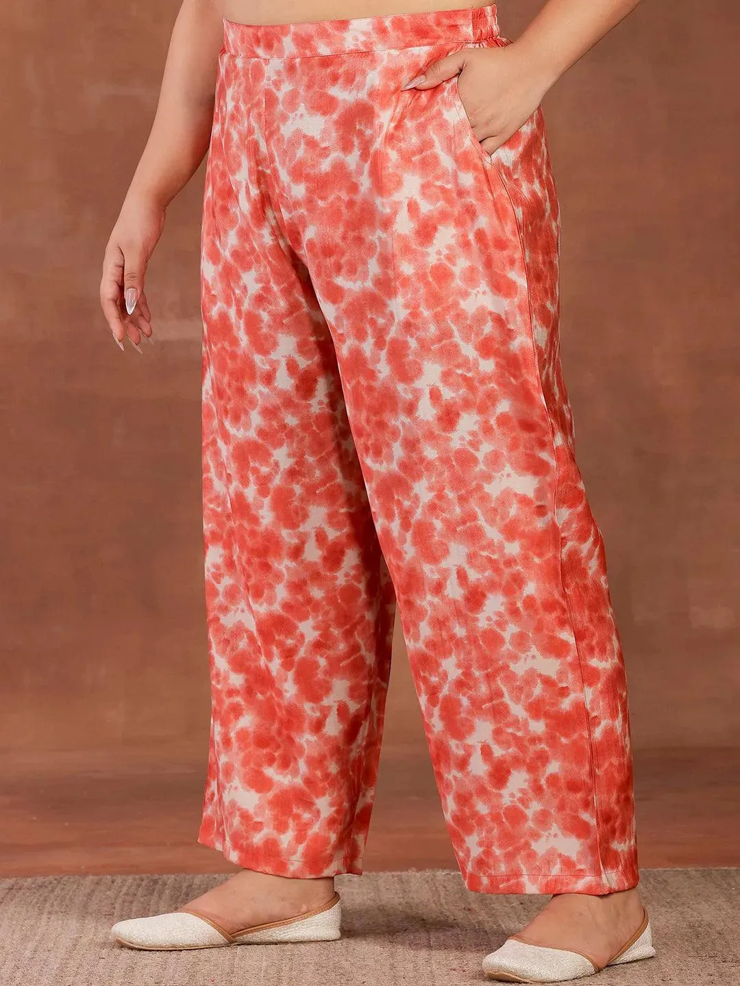 Plus Size Peach Printed Silk Blend Straight Kurta With Palazzos