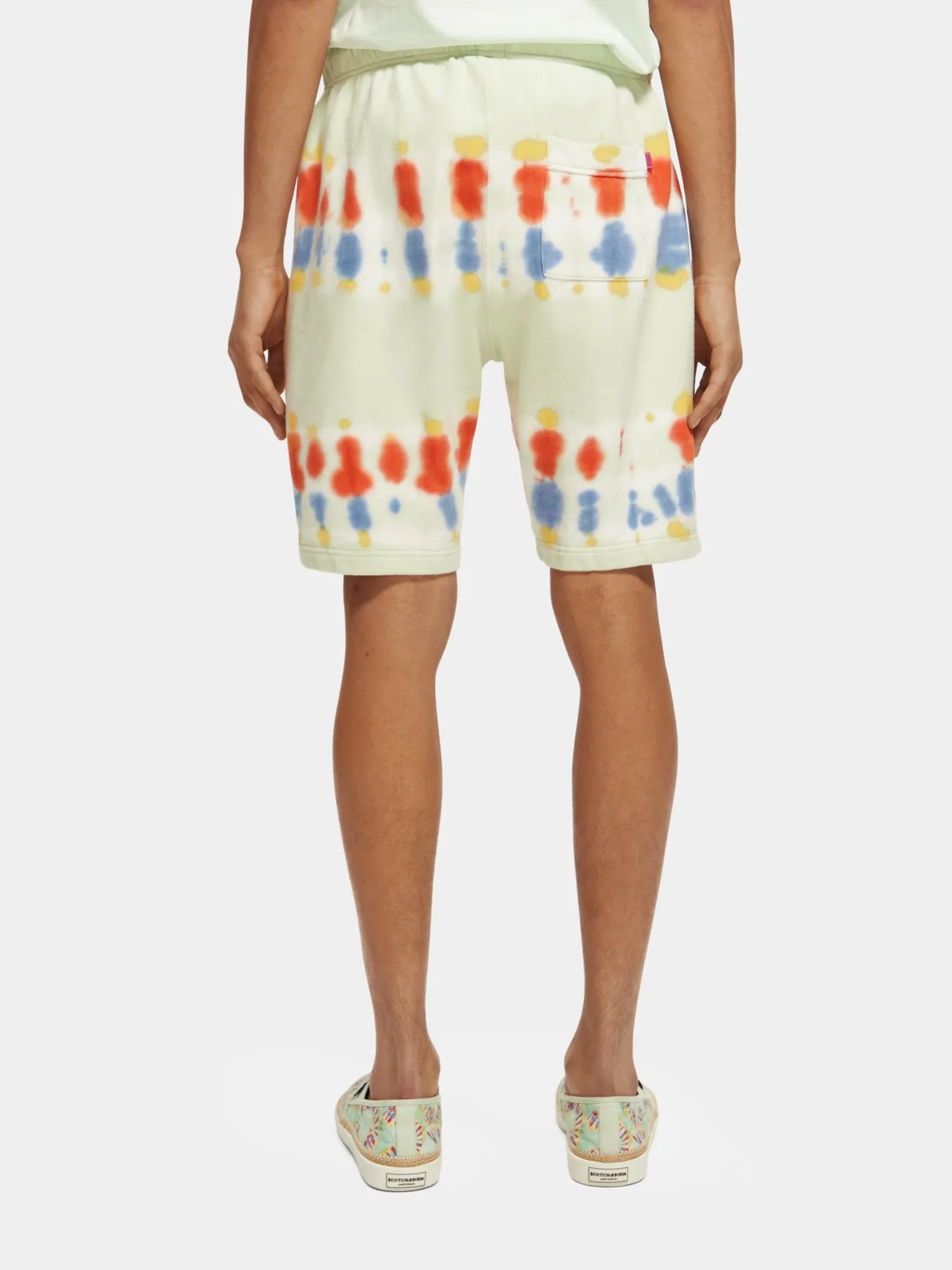 Relaxed tie-dyed sweatshorts