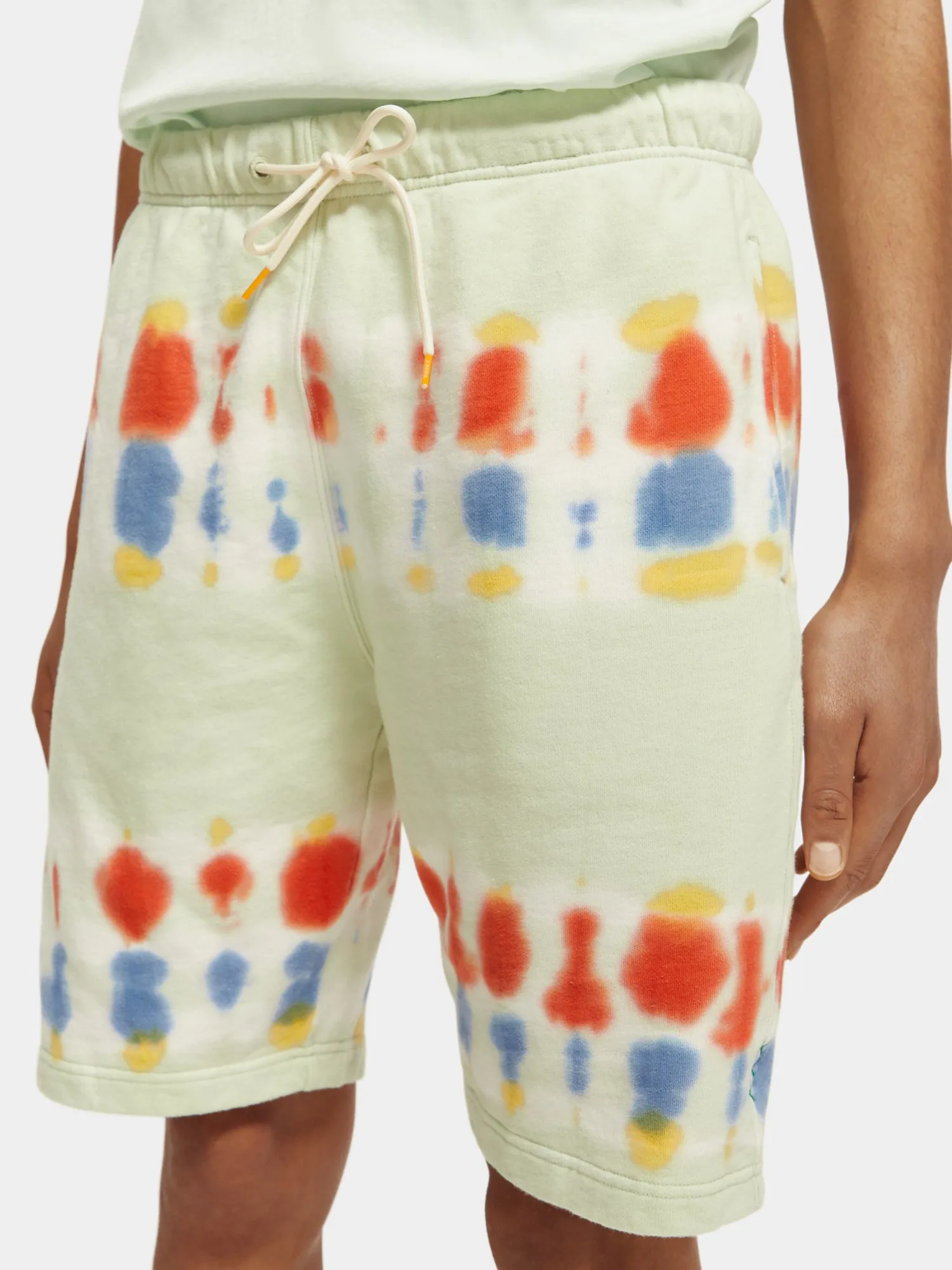 Relaxed tie-dyed sweatshorts